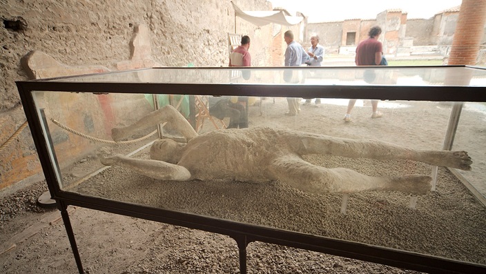 ‘Shades of Vesuvius’: A Poem by Stephen M. Dickey